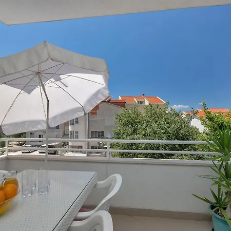 아파트 Marija 투체피