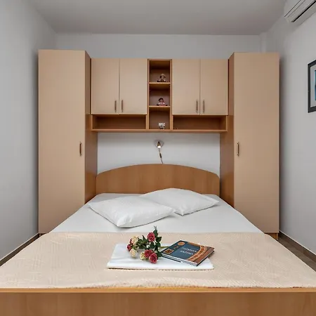 아파트 Marija 투체피